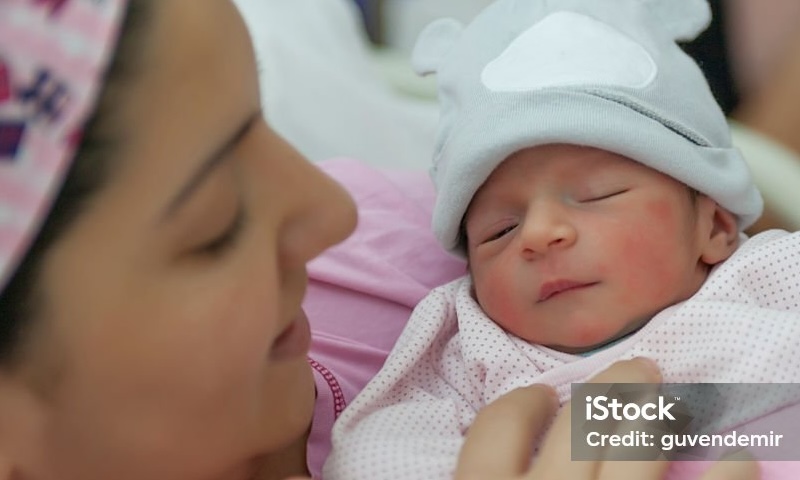 istockphoto-522778346-1024x1024 Postpartum Doula Training